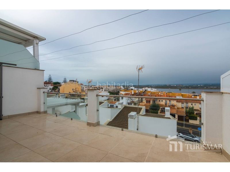 Foto ec809446-bd71-4ba7-a64b-bdd7da9787fa. Casa aparellada a calle murcia 1 a Ayamonte ciudad Ayamonte