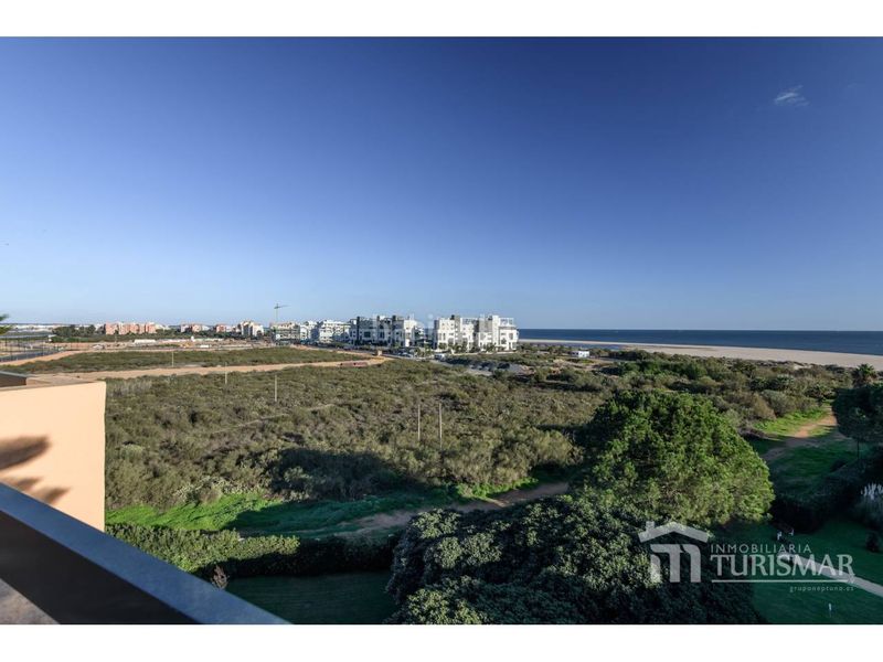 Foto 39156da0-6d3b-4849-863b-0c1d5a2defef. Apartament amb aparcament piscina a Isla Canela Ayamonte