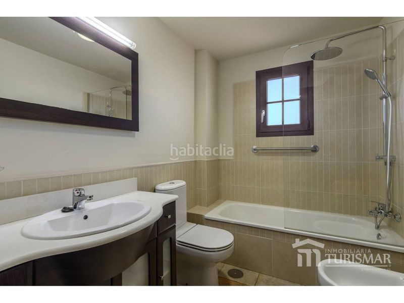 Foto e9b10923-e423-49fc-b79f-63aafb11dc58. Apartament amb aparcament piscina a Isla Canela Ayamonte