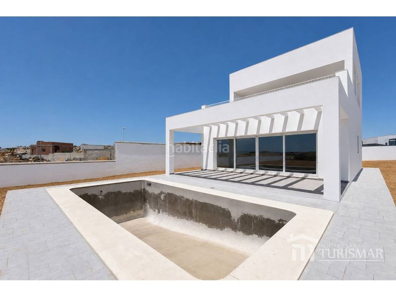 Foto d8b47de1-c6d5-4c41-9b90-8f201bd35195. Xalet a calle luís góngora 1 a Costa Esuri Ayamonte