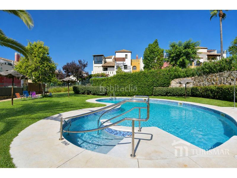 Foto 0a148230-bbb2-4ae5-a1b2-17bb19d4c68d. Casa adossada amb aparcament piscina a Costa Esuri Ayamonte