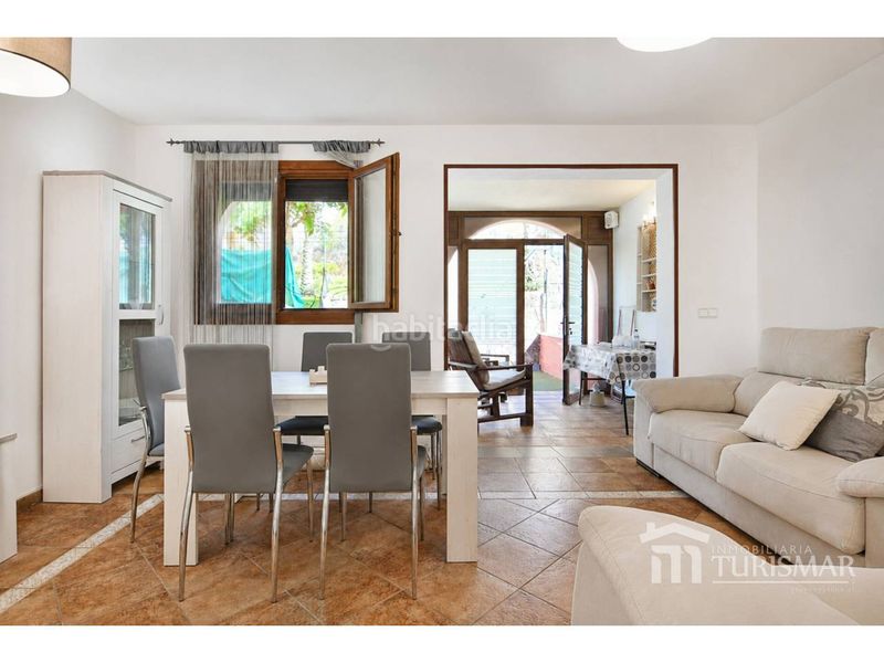 Foto 6299b9f9-1273-46ce-912d-2fa5f702d678. Casa adossada amb aparcament piscina a Costa Esuri Ayamonte