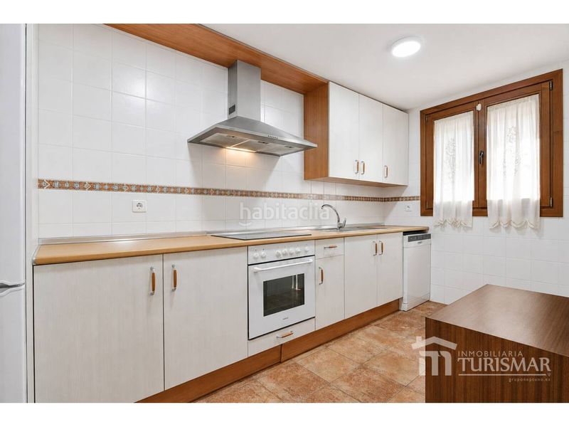 Foto f3682633-e0b9-4a30-ba23-290c769e4d68. Casa adossada amb aparcament piscina a Costa Esuri Ayamonte