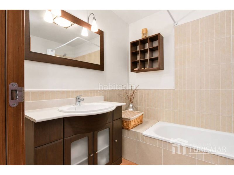 Foto 43bb483b-f548-4f4a-9c59-b352a05843bf. Apartament amb aparcament piscina a Isla Canela Ayamonte