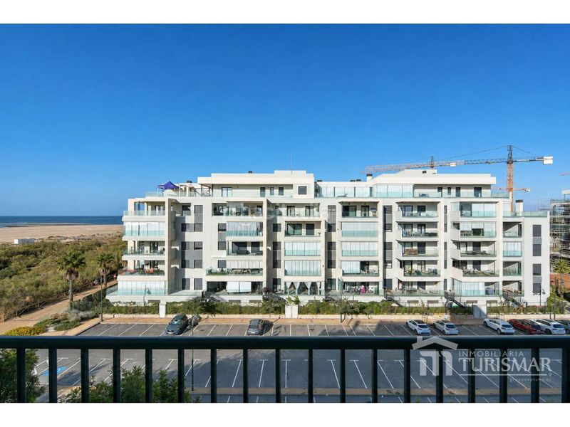 Foto 4a6ff0e0-0b71-4d1b-bbe4-dd40f3e9df70. Apartament amb aparcament piscina a Isla Canela Ayamonte