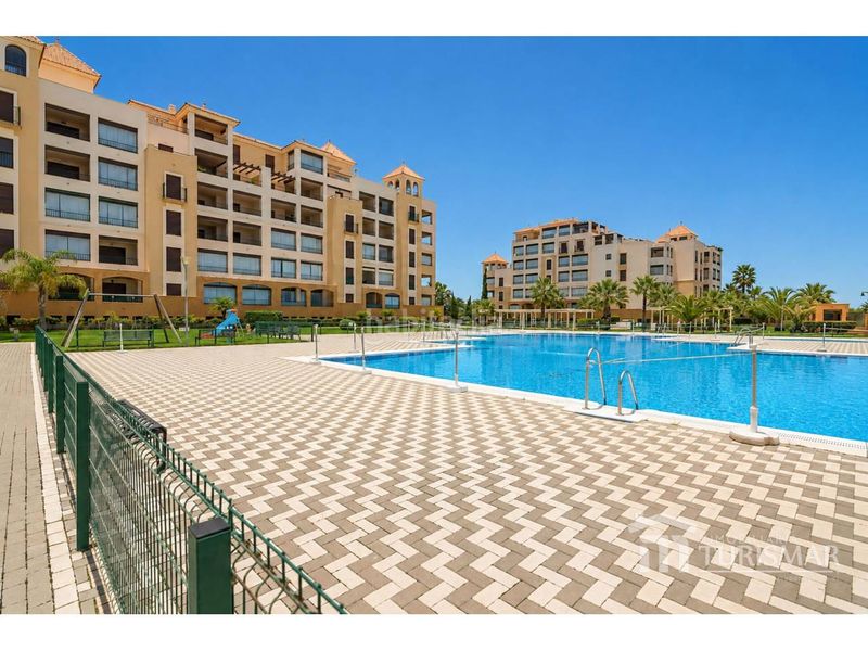Foto 8197d663-c712-4d9d-af58-4e75d4810c61. Apartament amb aparcament piscina a Isla Canela Ayamonte