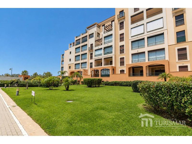 Foto 8d842146-7213-4bb7-92a6-138f0caad7cd. Apartament amb aparcament piscina a Isla Canela Ayamonte