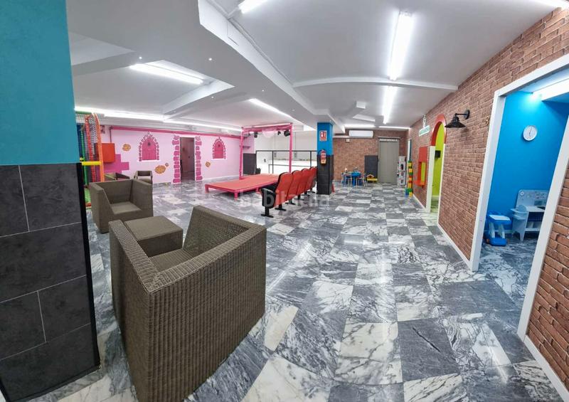 Foto 2a27336b-ba57-4f02-b705-057a45c6e07a. Pas-de-porte local commercial avec chauffage dans Muntanyeta Castelldefels