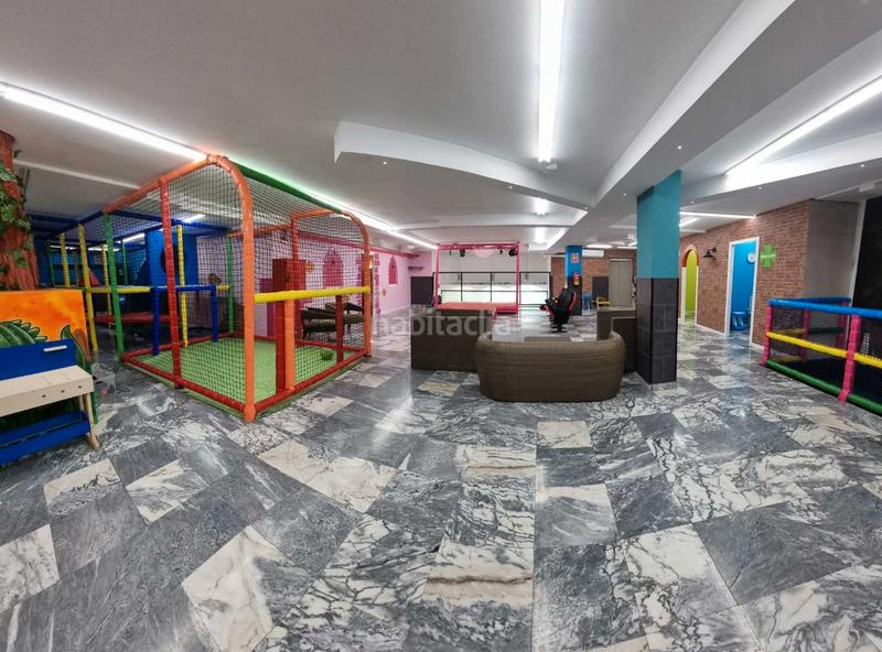 Foto 0619b300-2c94-4f14-80ce-b8483e5e0829. Traspaso local comercial negocio en centro pueblo listo para trabajar en Castelldefels