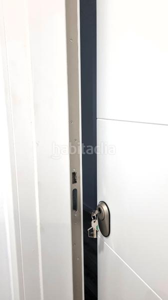 Foto 9f275b10-f000-4bc5-9719-2501eb972e1b. Piso 75m<sup>2</sup> en carrer d'artur costa 25 ático de 3 habitaciones terraza de 23m2 en Gavà