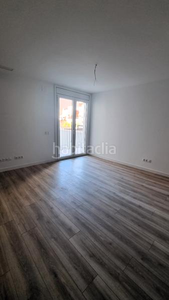 Foto ce78c28f-5c04-4fe5-be1a-610e9c612387. Piso 75m<sup>2</sup> en carrer d'artur costa 25 ático de 3 habitaciones terraza de 23m2 en Gavà