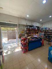 Local Comercial a Diagonal-Colomeres. Local de 480m2 centro gav