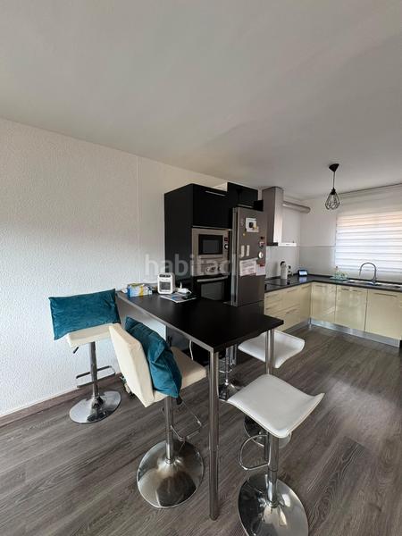 Foto 476c9d1c-d40b-4d9a-8a72-2717b01849cf. Maison jumelée avec chauffage parking piscine dans les botigues de Sitges Sitges