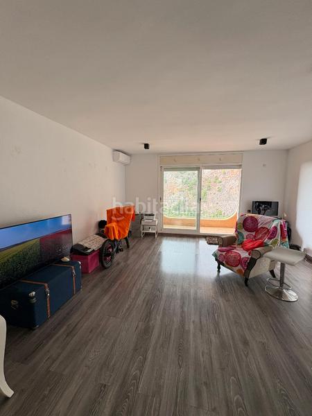 Foto 7023c5bb-c9c8-4a60-923c-b9b7aeb74a0b. Maison jumelée avec chauffage parking piscine dans les botigues de Sitges Sitges