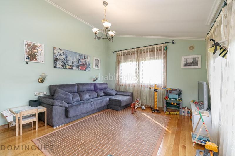 Foto 6cefbdee-4ca6-41be-8de3-59cc12dfe17c. Chalet with heating parking pool in Bembrive Vigo