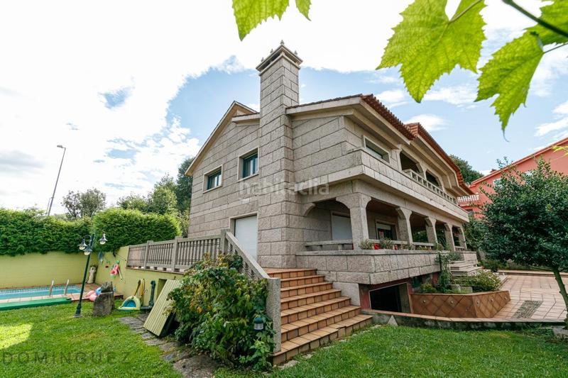 Foto a6c1cd07-d26c-495a-bf4a-26cc529607d3. Chalet with heating parking pool in Bembrive Vigo