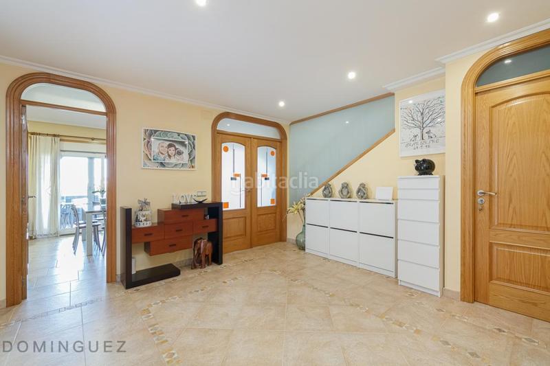 Foto f211552c-8366-4dfb-a926-9544fc55cbe8. Chalet with heating parking pool in Bembrive Vigo