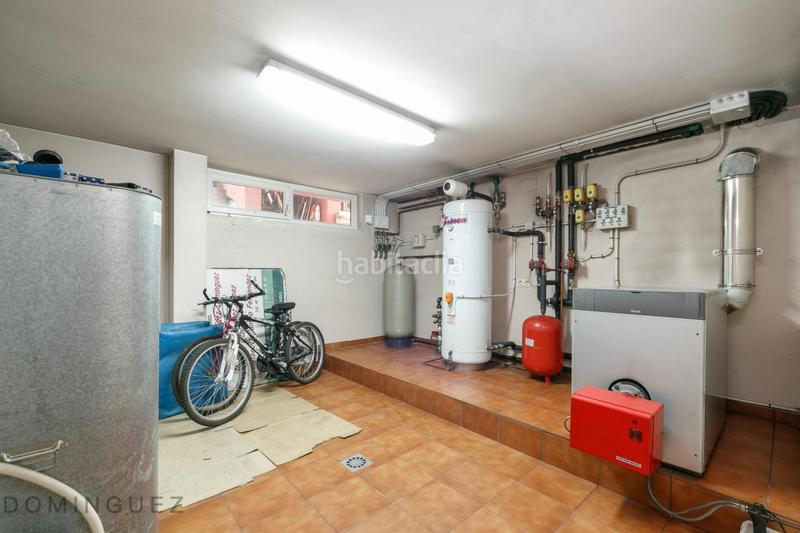 Foto 6c741199-2d5f-49d2-ba65-cc3d8a1dcaeb. Chalet con riscaldamento parcheggio piscina in Bembrive Vigo