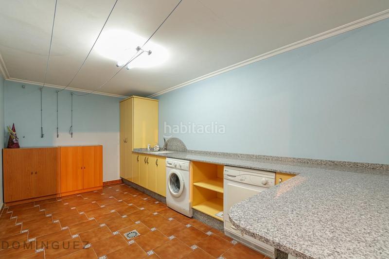 Foto f3fa96e8-fbf8-4e80-ba82-a1cd48a809cb. Xalet amb calefacció aparcament piscina a Bembrive Vigo