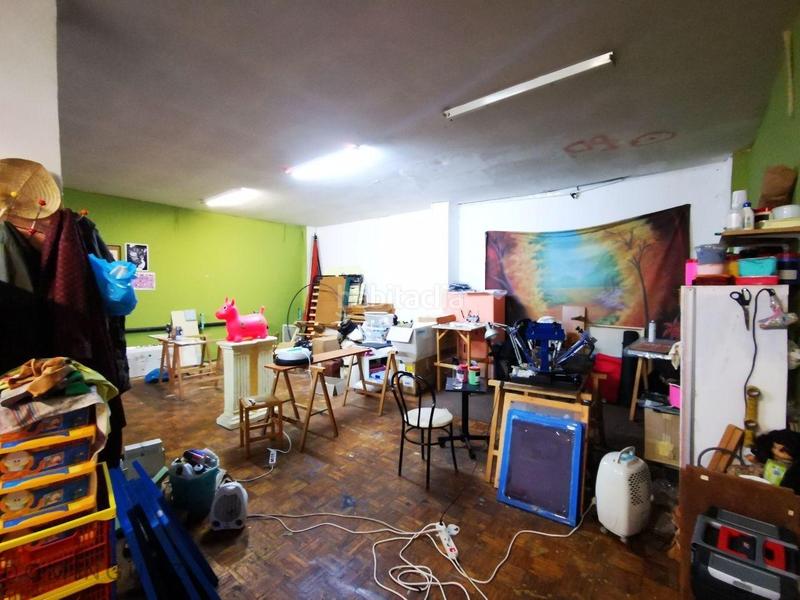 Foto bf9bdd84-9c3a-4623-b3b6-b357bc51122f. Local comercial en Plaza España - Corte Inglés Vigo