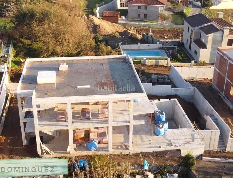 Foto 185675e9-7fd8-4057-bd49-94cc613c95e2. Xalet amb calefacció aparcament piscina a Sanxenxo pueblo Sanxenxo