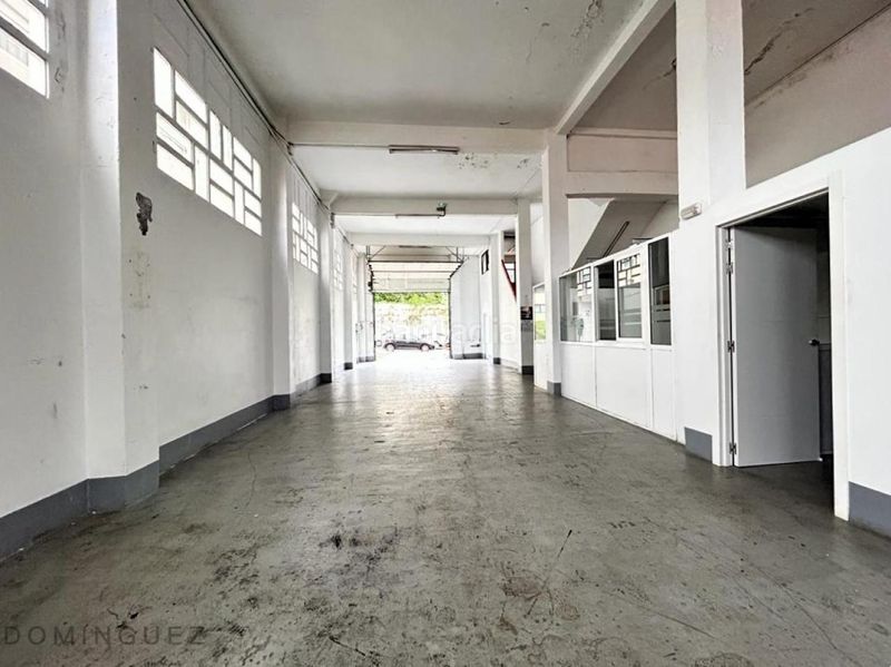 Foto f41865df-2e5b-45bd-8697-247b36d13812. Local comercial a Redondela