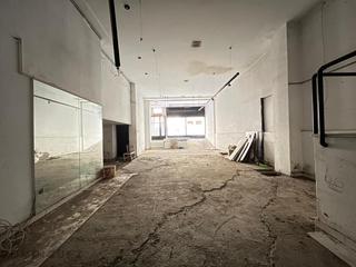 Business premise in Teis