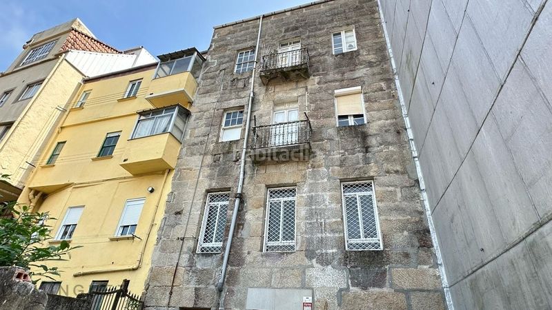 Foto f90908b7-0c90-4364-9536-2c7832d64a83. Edifici a Teis Vigo