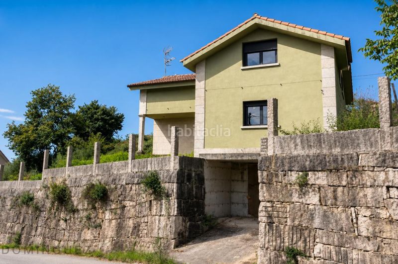 Foto b39b6b5b-8986-4c5b-bfb9-d70f52de3dea. Casa amb aparcament a Tomiño