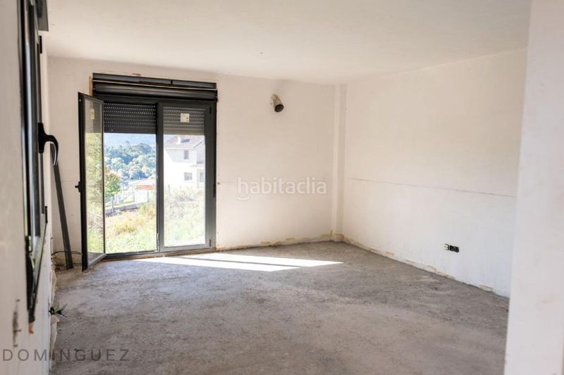 Foto d5c7c055-4a38-4e36-99a3-e30a48e6d9e8. Casa amb aparcament a Tomiño