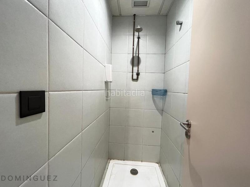 Foto a636345c-795c-41ff-bd65-44d5c815f355. Lloguer local comercial a travesía de Vigo - san xoán Vigo