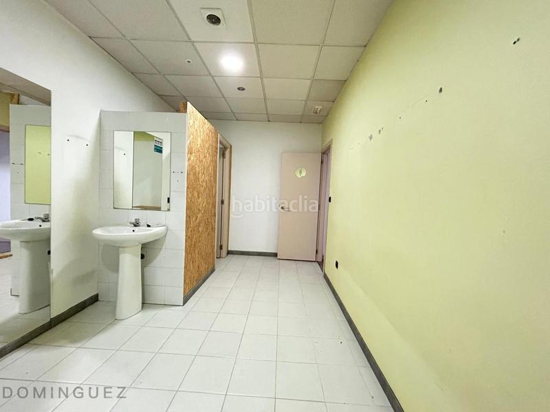 Foto c8b114f3-551e-4adf-9f97-d5b44f6ee33c. Lloguer local comercial a travesía de Vigo - san xoán Vigo