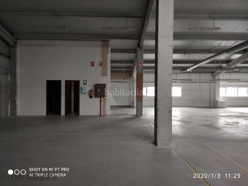 Foto 1aa543d1-f88a-4a48-88a4-800e4b9a7e37. Affitto capannone industriale in Valadares - Beade Vigo