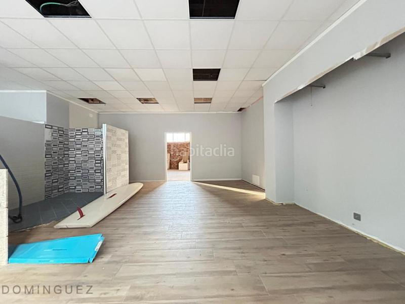 Foto e8cc9885-bda1-4fd6-9cb0-9517f0954396. Rent business premise in As Travesas - Balaidos Vigo