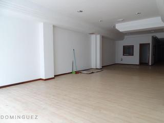 Business premise in Centro - Areal