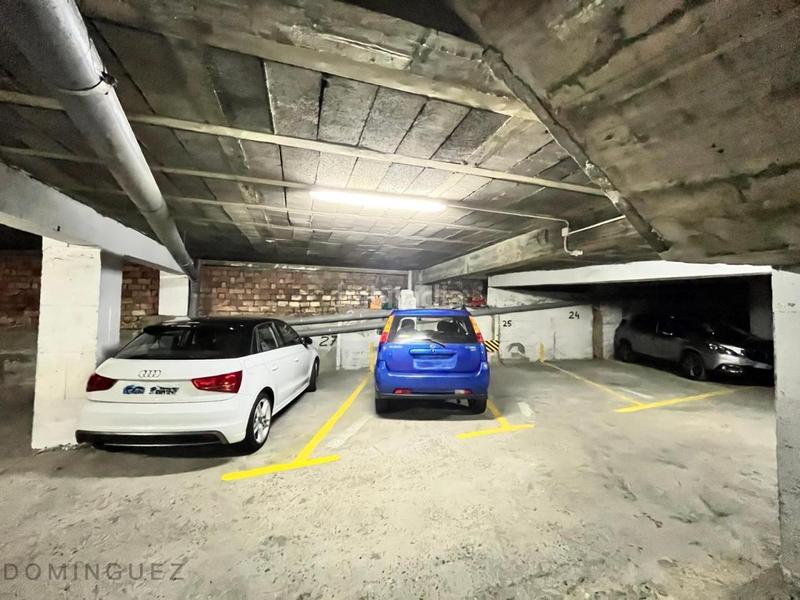 Foto d96bb39d-08d7-418c-903e-ba1ea6aa5939. Aparcament cotxe a travesía de Vigo - san xoán Vigo