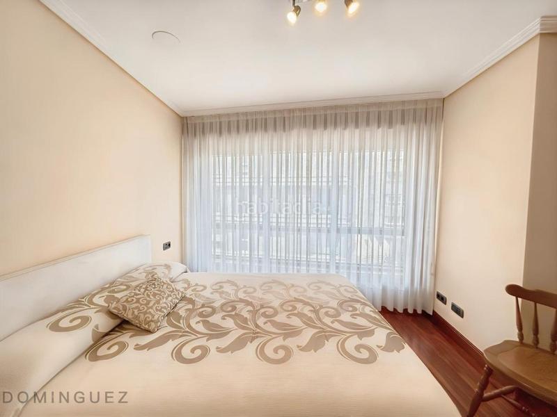 Foto 9ddbb80e-baea-4b69-b656-cf0c210e5549. Apartament amb calefacció aparcament a O Castro Vigo