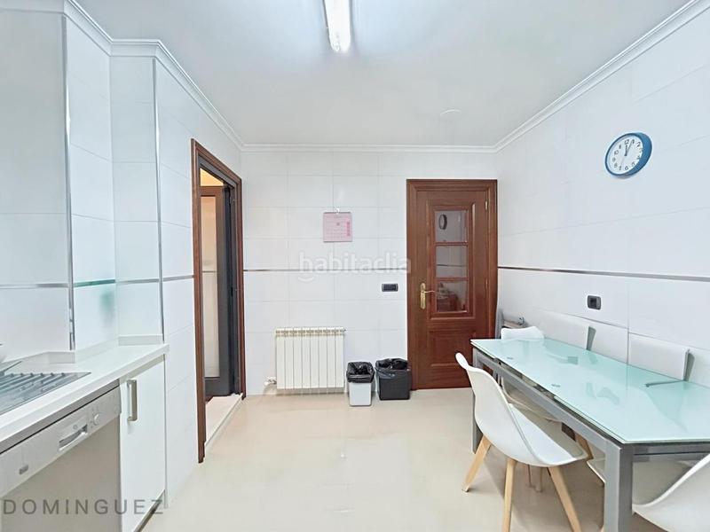 Foto 35780641-d56c-4274-b771-6dd89922b309. Piccolo appartamento con riscaldamento parcheggio in Vigo