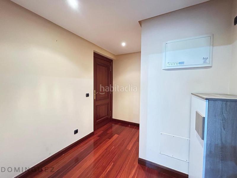 Foto eb189cbe-11b2-42e1-bd66-f08358af165b. Piccolo appartamento con riscaldamento parcheggio in Vigo