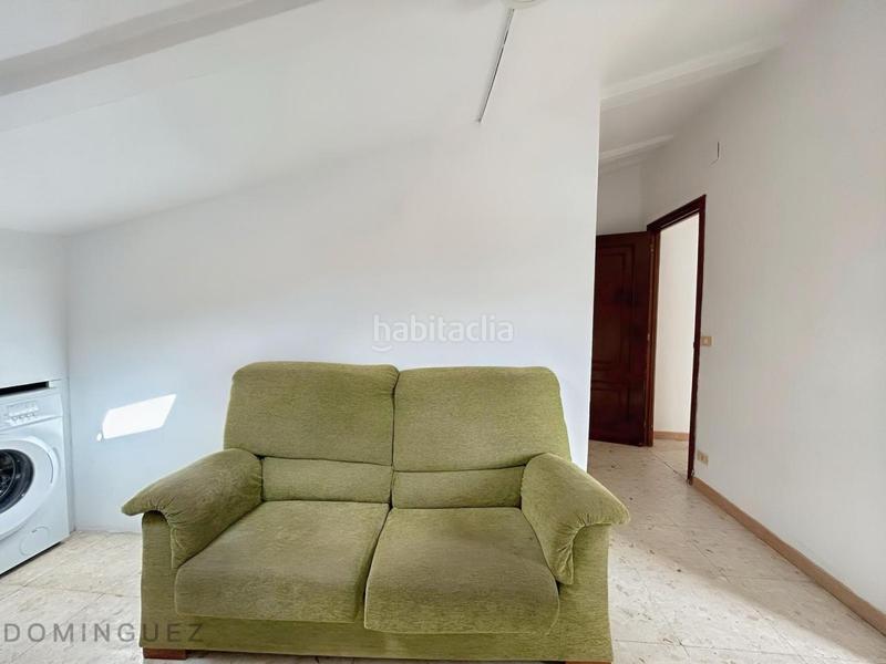 Foto c9b5a986-e85d-4659-a580-8f6628475ac5. Attique avec chauffage dans Marín