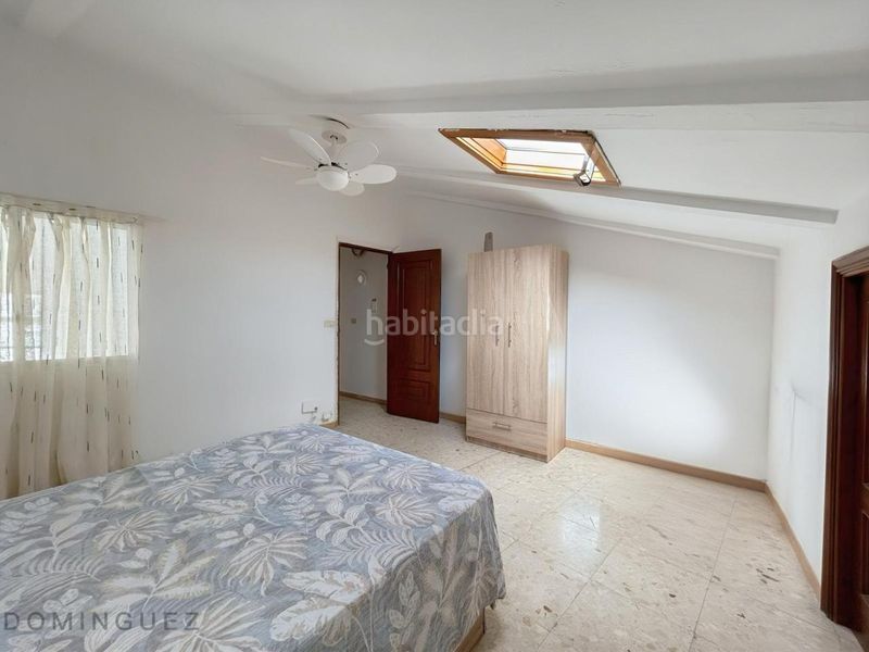 Foto c1664c6b-b26f-4445-8566-c4e75154f332. Edificio in Marín