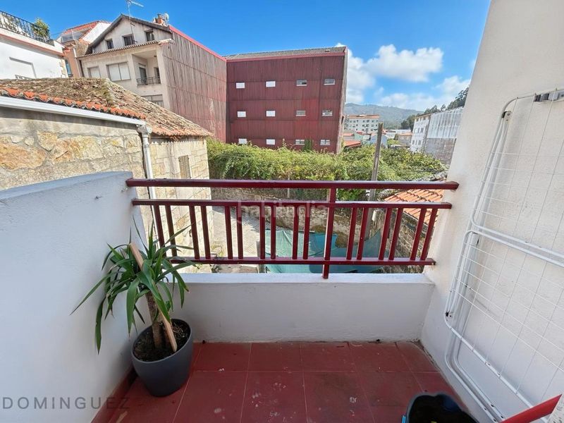 Foto cfae5354-48fe-4acd-9150-678144c6b5b6. Edificio en Marín