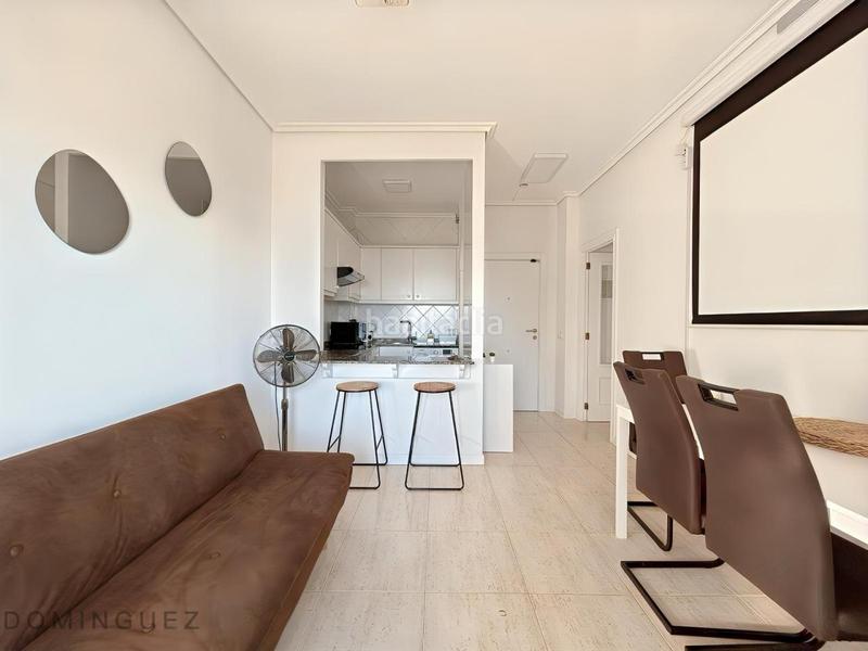 Foto 436c2738-b046-49b0-b106-b5ecec63a514. Rent apartment with heating parking in Navia Vigo