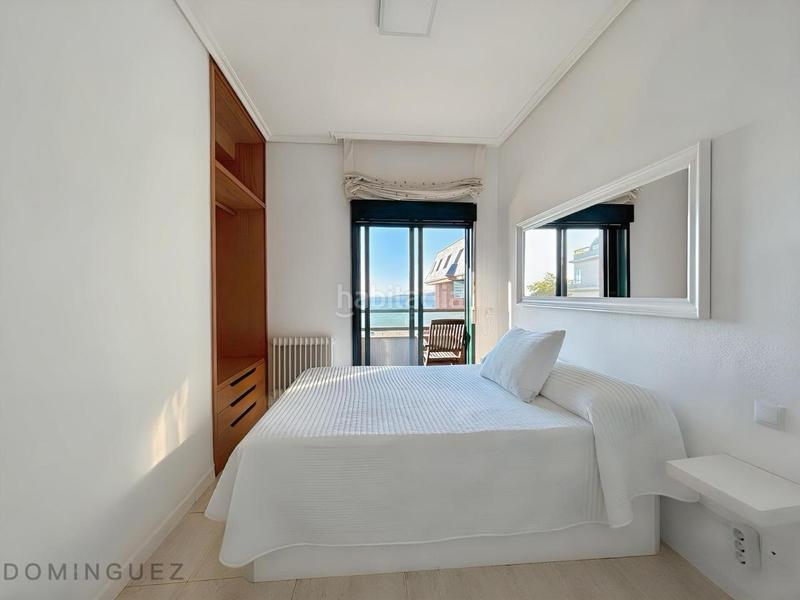 Foto 6bf39c3f-2d83-4dfe-854a-504a8ea00288. Rent apartment with heating parking in Navia Vigo