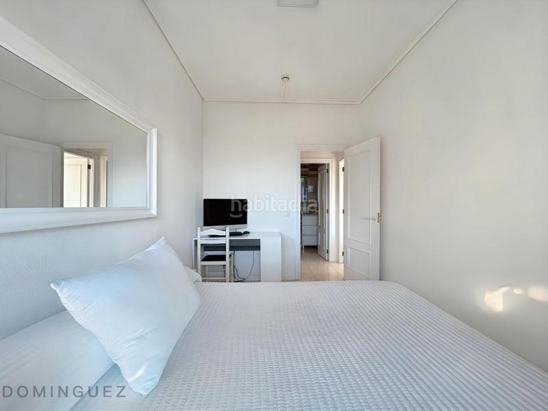 Foto 9ac42a9d-a122-4625-b832-c69a3824de95. Rent apartment with heating parking in Navia Vigo