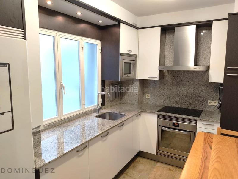 Foto 728fc835-9570-4b33-85ff-29dfcfed39f3. Penthouse with heating in Grove (O)