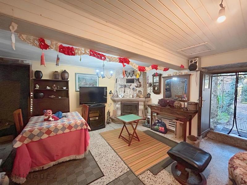 Foto 4132816b-81ed-47c8-b03e-fdb531c42dbf. Masía en Salvaterra de Miño