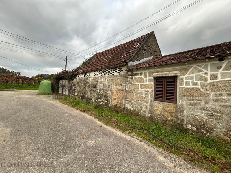Foto 7e48145a-bac2-47e1-a273-f0326622f9c1. Masía en Salvaterra de Miño