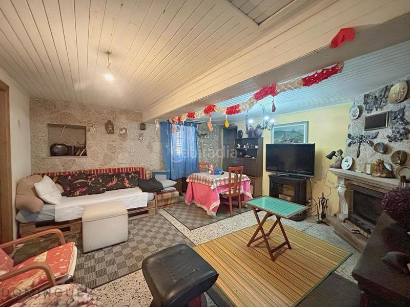 Foto c25f1d7b-5b6c-447c-801d-cfe1499c5872. Masía en Salvaterra de Miño