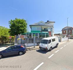 Locale commerciale in Comesaña - Matamá